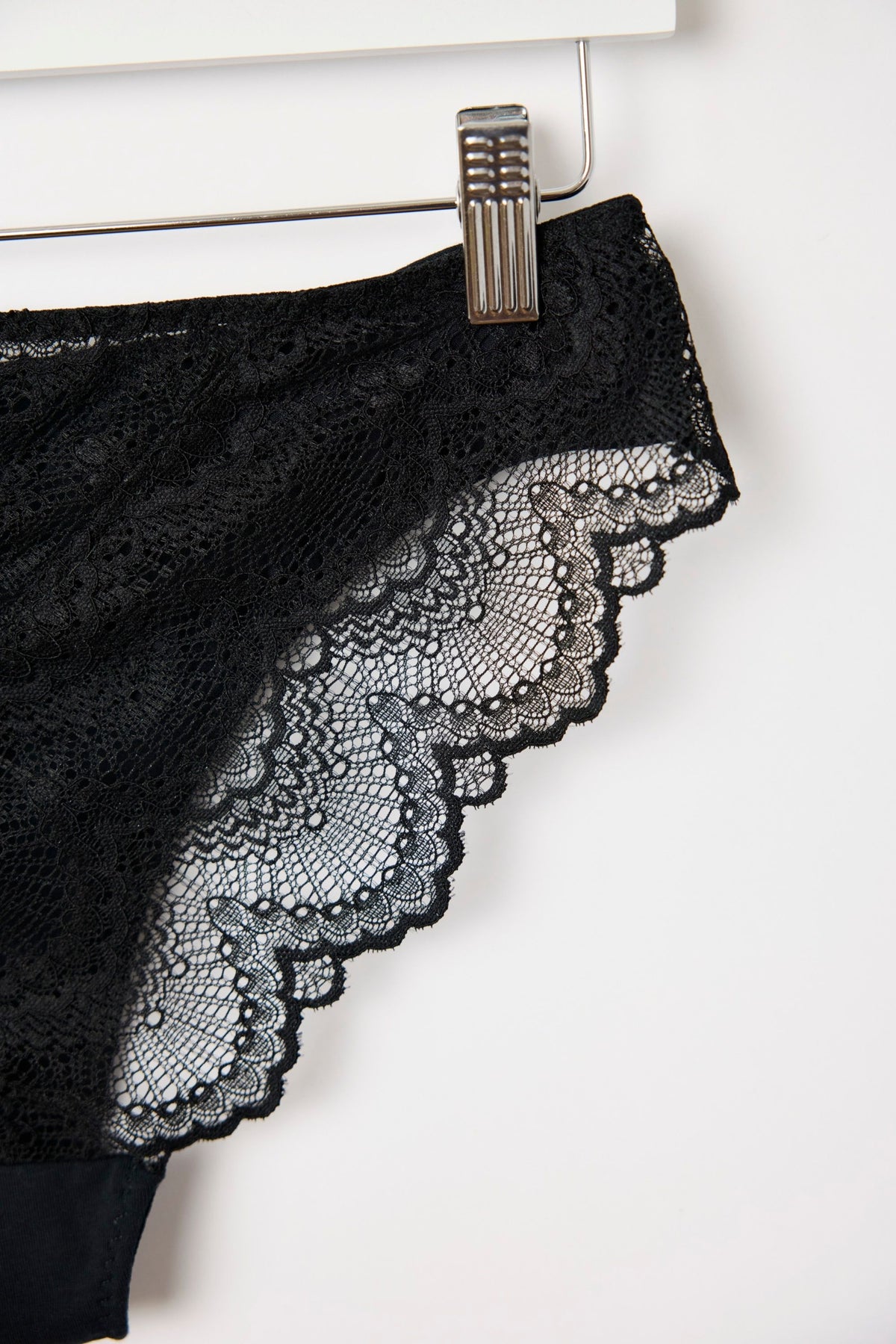 Sleek Sophie low-rise brief in Black TENCEL™ Modal, photo 4