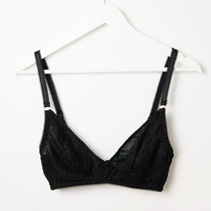 The Structured Selena — wire-free lace bra in black, product photo 1 of 7