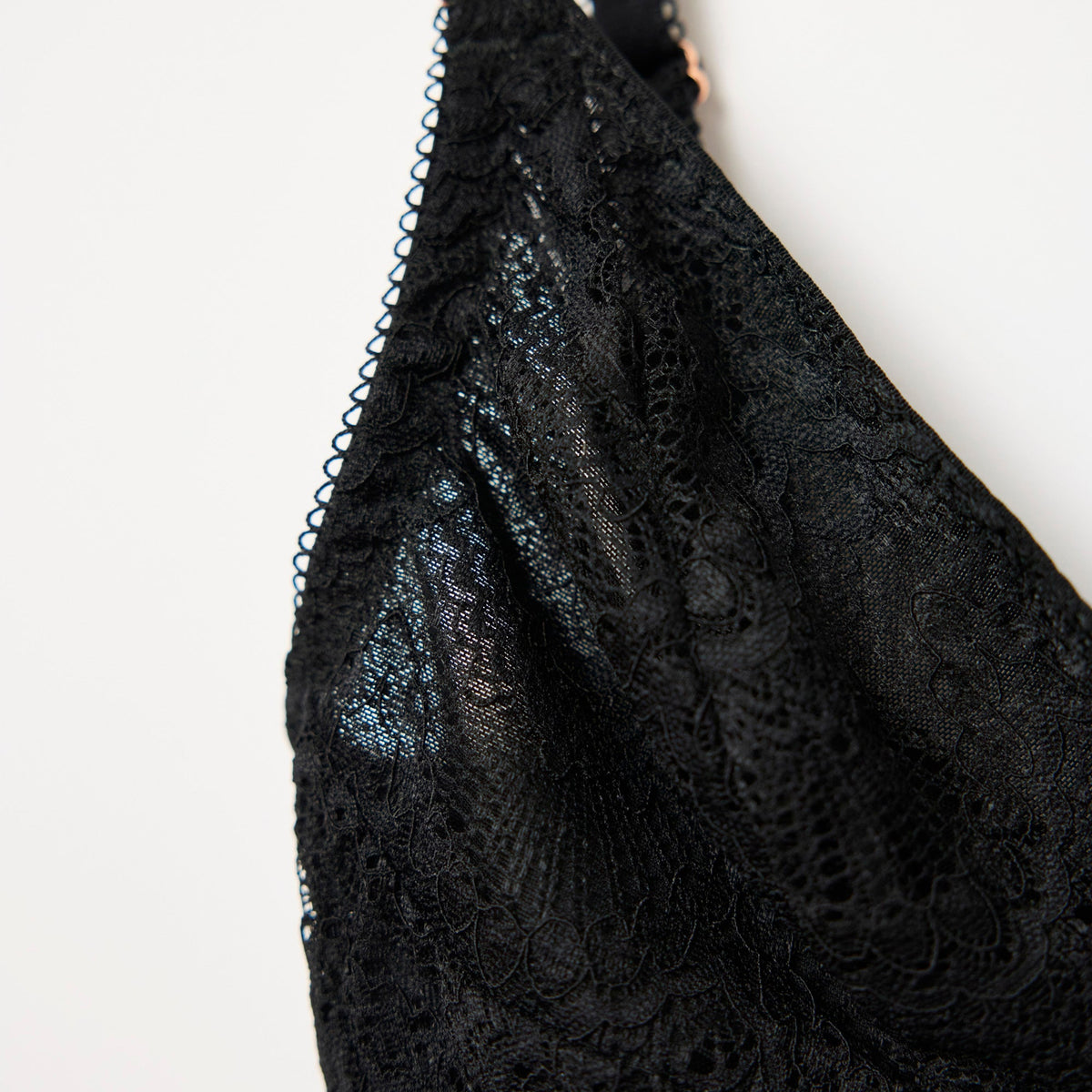 The Structured Selena — wire-free lace bra in black, product photo 3 of 7