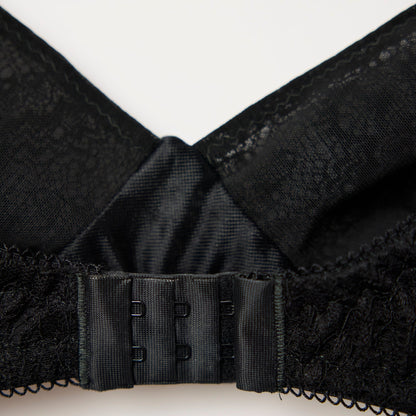 The Structured Selena — wire-free lace bra in black, product photo 5 of 7