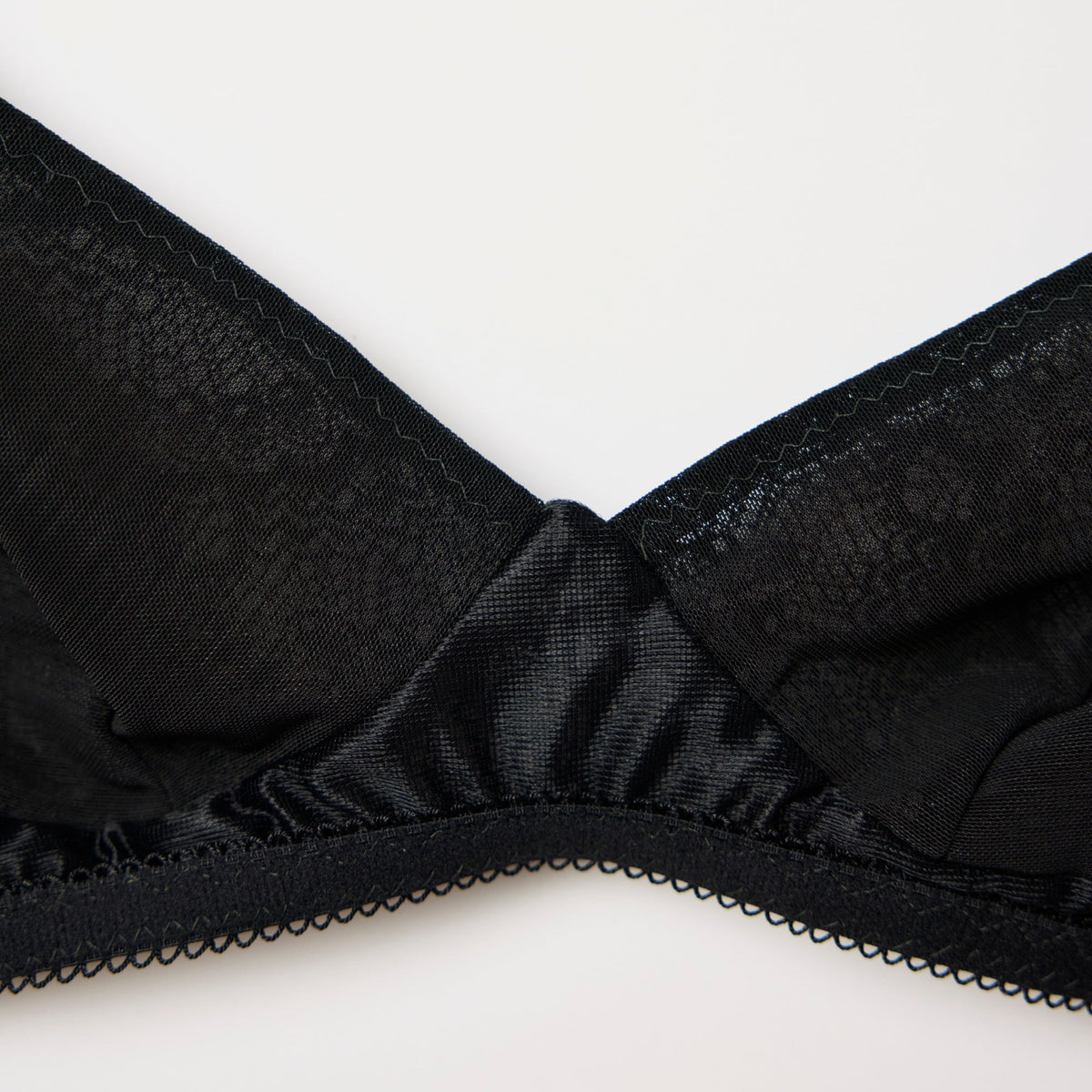 The Structured Selena — wire-free lace bra in black, product photo 6 of 7